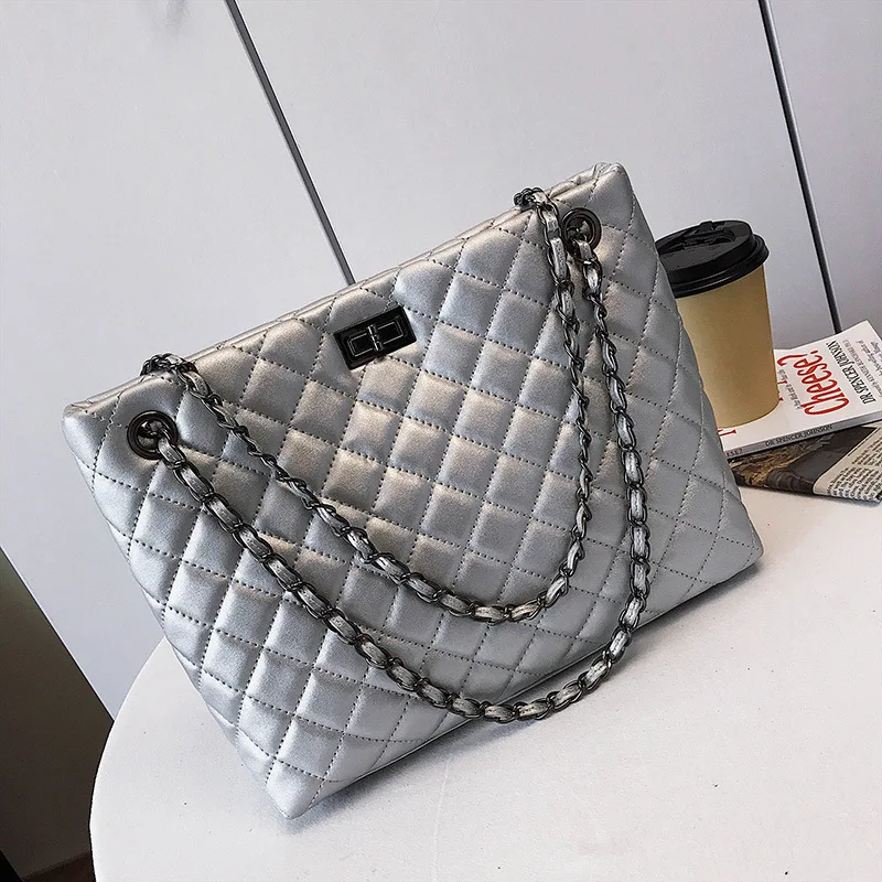 Style Interior Decoration Gender Pattern Type Shape Main Material Occasion Place of Origin Closure Type Lining Material Hardness
Style Interior Decoration Gender Pattern Type Shape Main Material Occasion Place of Origin Closure Type Lining Material Hardness