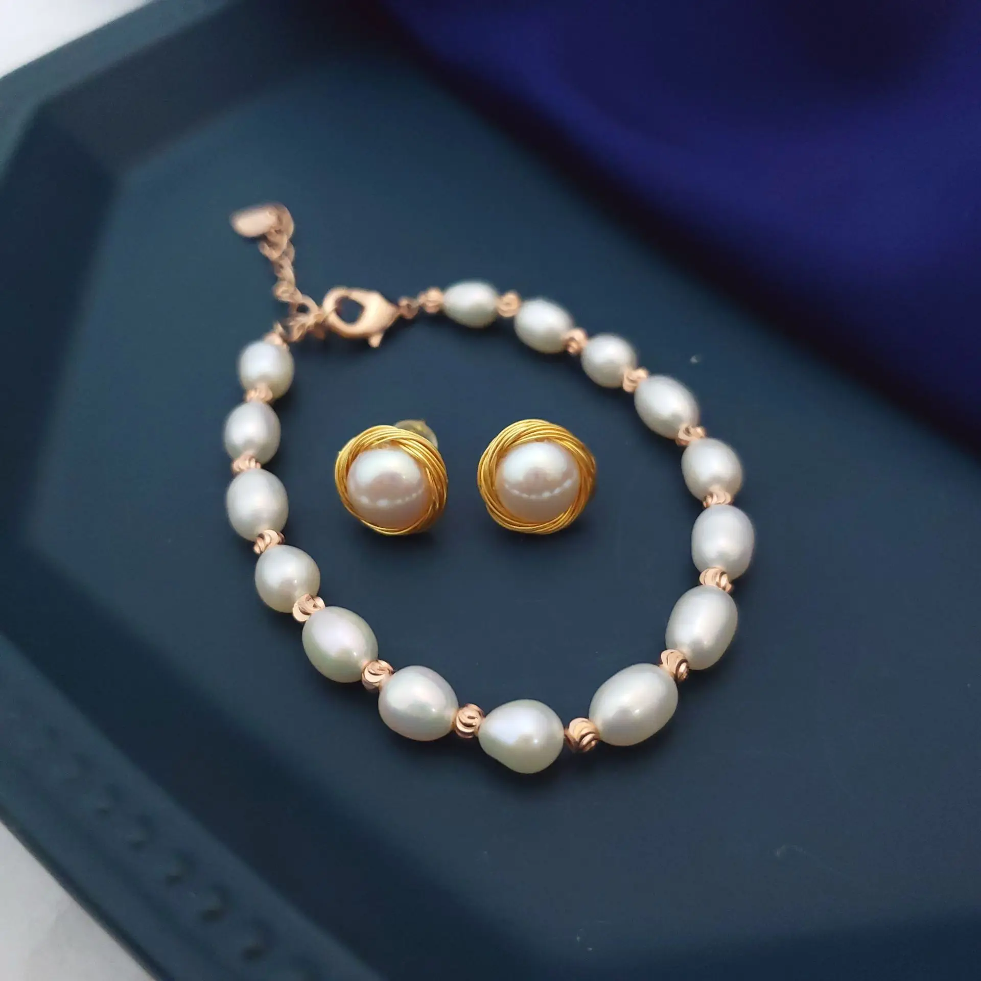 Butterfly Home Gift Freshwater Pearls Set Handmade Wire Wound Ear Stud Collocation Bracelets Gentle Glorious Djtz69g69gi
Butterfly Home Gift Freshwater Pearls Set Handmade Wire Wound Ear Stud Collocation Bracelets Gentle Glorious Djtz69g69gi
