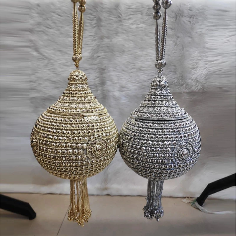 

DOYUTIG Trendy Women Short Tassels Diamond Handmade Bags Indian Design Metal Evening Bags For Wedding Lady Fashion Clutches F823