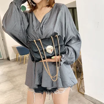 2020 new women's shoulder bag Quilted chain messenger bag Korean fashion women's handbag small flap bag Women's bag cross body
2020 new women's shoulder bag Quilted chain messenger bag Korean fashion women's handbag small flap bag Women's bag cross body