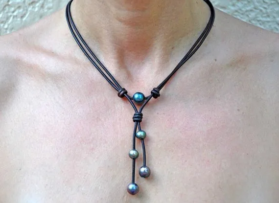 Фото Ожерелье с жемчугом и кожаным ларитатом Lanikai-кожаное ожерелье | Украшения