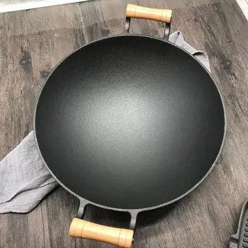 37 cm wooden handle double handle cast iron pointed bottom pot round bottom pot raw iron pan thick non-stick pot without coating
37 cm wooden handle double handle cast iron pointed bottom pot round bottom pot raw iron pan thick non-stick pot without coating