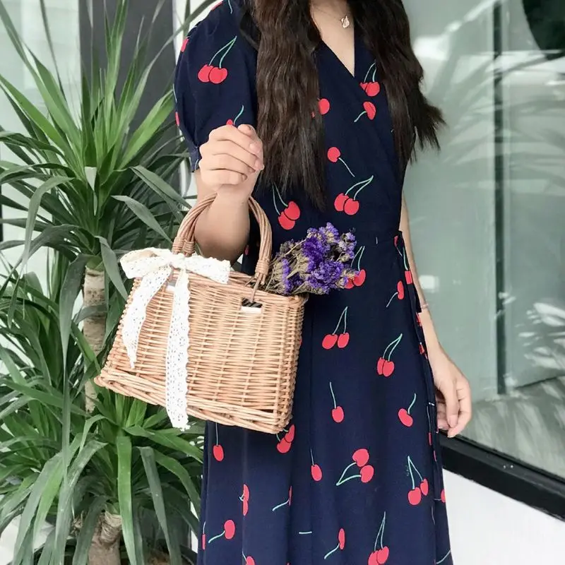 Woven Rectangular Handbag Basket Purse Retro Summer Beach Straw Tote Crossbody Shoulder Bag for Women Girls F42A
Woven Rectangular Handbag Basket Purse Retro Summer Beach Straw Tote Crossbody Shoulder Bag for Women Girls F42A