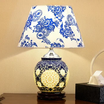 Ceramic table lamp bedroom bedside lamp living room large table lamp creative retro Chinese wind network red table lamp 
Ceramic table lamp bedroom bedside lamp living room large table lamp creative retro Chinese wind network red table lamp