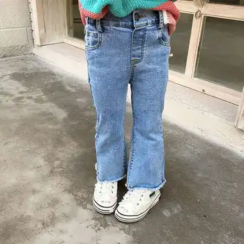 Children's jeans 2020 autumn new Korean version of the trendy girls raw edge micro-flared pants baby middle and small children
Children's jeans 2020 autumn new Korean version of the trendy girls raw edge micro-flared pants baby middle and small children