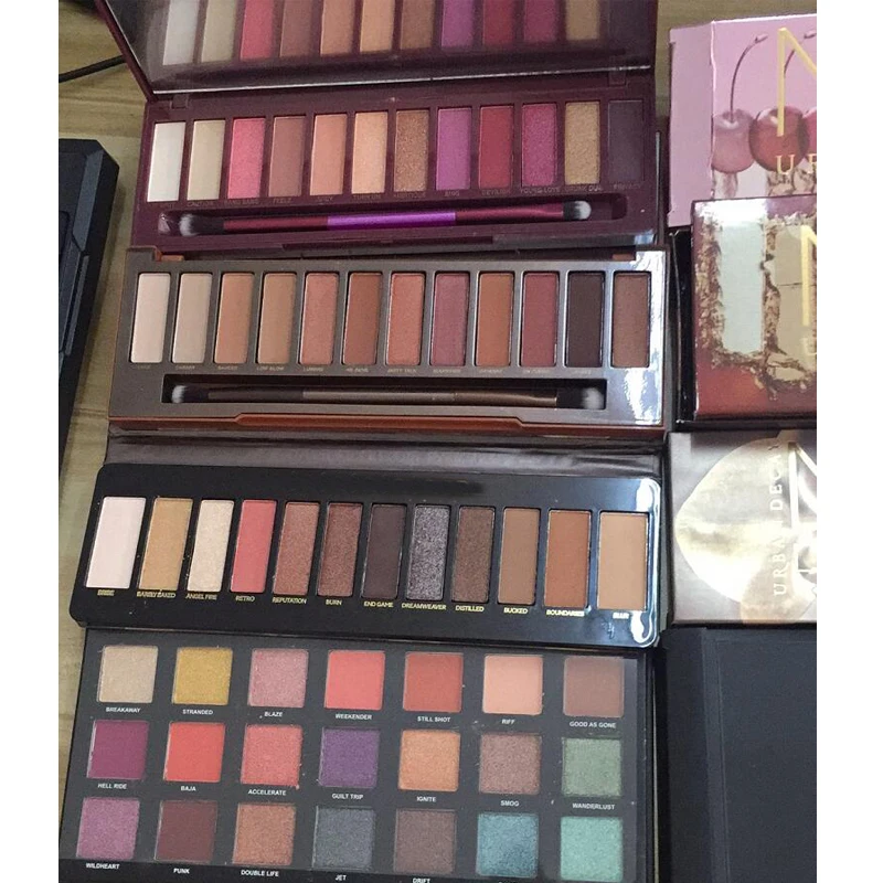 Eye Makeup Cherry Red Palette With loaded Born to Run 21 Color Palette With 3D High quality heat 12 Color Palette
Eye Makeup Cherry Red Palette With loaded Born to Run 21 Color Palette With 3D High quality heat 12 Color Palette