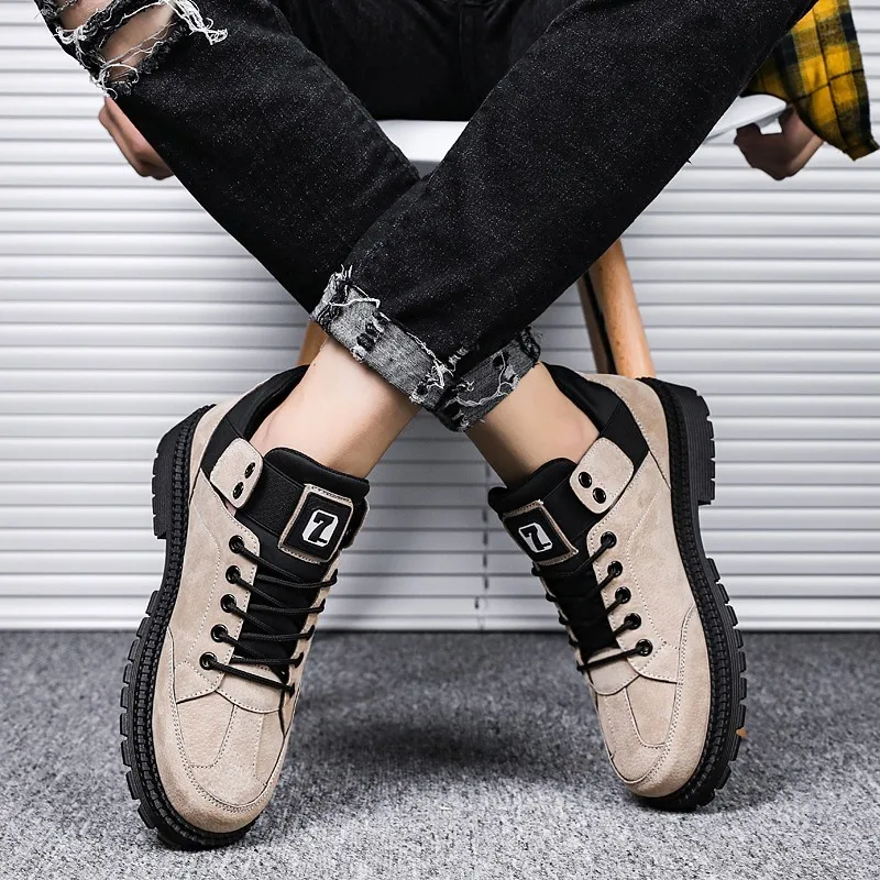 Explosion models men's Martin boots outdoor shoesins low to help the four seasons increase thick bottom trend men's casual shoes
Explosion models men's Martin boots outdoor shoesins low to help the four seasons increase thick bottom trend men's casual shoes