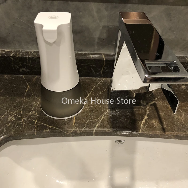 IPX4 Waterproof USB Rechargeable Automatic Foam Soap Dispenser 0.25s High Sensitive Sensor 350ML Kitchen Bathroom Hand Wash
IPX4 Waterproof USB Rechargeable Automatic Foam Soap Dispenser 0.25s High Sensitive Sensor 350ML Kitchen Bathroom Hand Wash