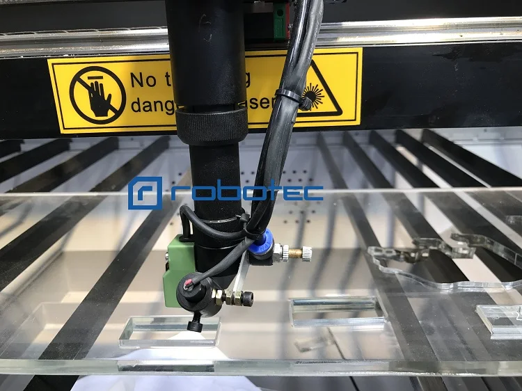 Christmas Card 1390 Auto Focus Mini Fabric Laser Cutting Machine/CO2 Laser Engraving Machine With Factory Directly Price
Christmas Card 1390 Auto Focus Mini Fabric Laser Cutting Machine/CO2 Laser Engraving Machine With Factory Directly Price