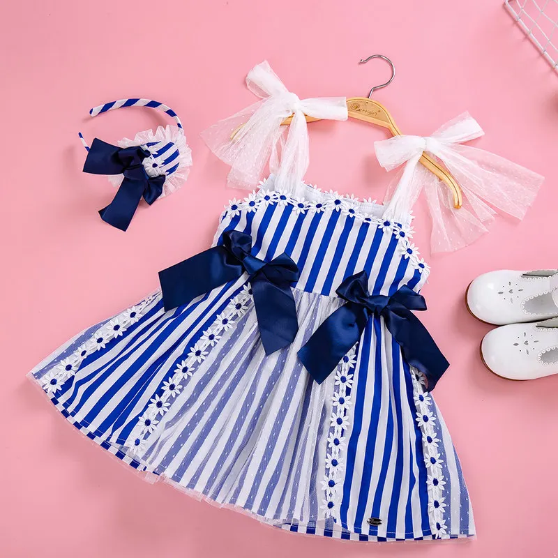 Cutestyles Lace Summer Sling Flower Blue Cotton Lace Stripe Princess Baby Girl Dress With Headband And Blue Bows EG-DMGD203-C152
Cutestyles Lace Summer Sling Flower Blue Cotton Lace Stripe Princess Baby Girl Dress With Headband And Blue Bows EG-DMGD203-C152