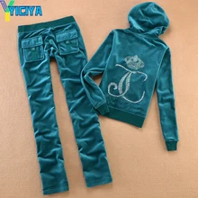 2021 Hooded Women Tracksuit Set Zipper Sweatshirt Set Outfits New Letter Print Two Piece Velvet Suit Sportswear Tracksuit Women
2021 Hooded Women Tracksuit Set Zipper Sweatshirt Set Outfits New Letter Print Two Piece Velvet Suit Sportswear Tracksuit Women