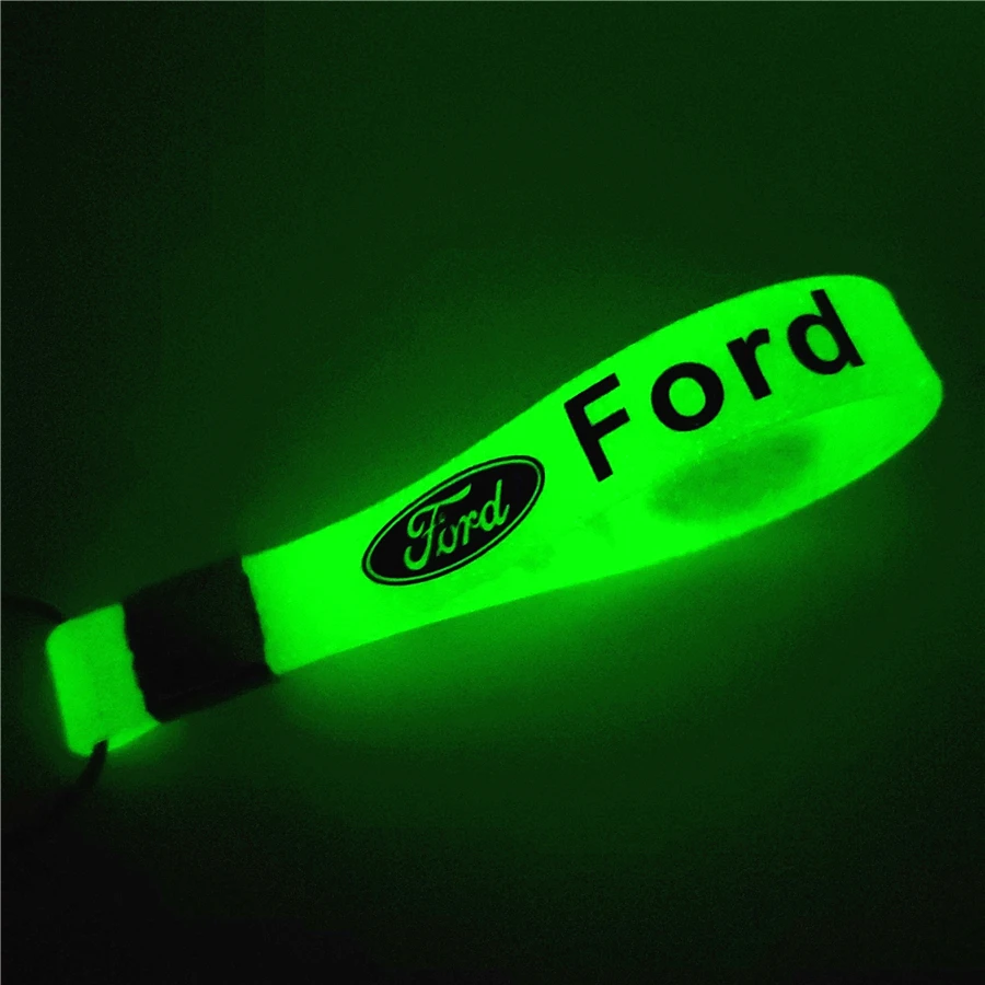 Luminous green Car keychain KeyRing For FORD FOCUS 2 focus 3 KUGA Fiesta car accessories Motorcycle Automobiles
Luminous green Car keychain KeyRing For FORD FOCUS 2 focus 3 KUGA Fiesta car accessories Motorcycle Automobiles