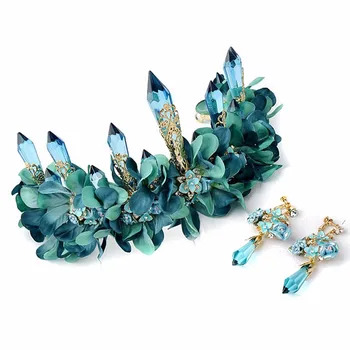 Fashion Luxury Large Blue Flower Rhinestone Tiara Wedding Pageant Tall Crown Crystal Bridal Hair Accessories For Women
Fashion Luxury Large Blue Flower Rhinestone Tiara Wedding Pageant Tall Crown Crystal Bridal Hair Accessories For Women