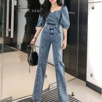 spring Denim Two Piece Set 2020 Women Fashion Sexy V-Neck Lantern sleeve short Top + High Waist Denim Wide-legged Pants set
spring Denim Two Piece Set 2020 Women Fashion Sexy V-Neck Lantern sleeve short Top + High Waist Denim Wide-legged Pants set