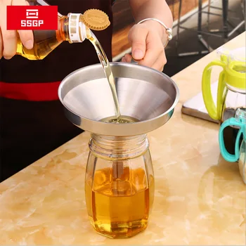 Kitchen Accessories Stainless Steel Funnels Large 14.8*12.5cm With Detachable Strainer For Liquid Tools
Kitchen Accessories Stainless Steel Funnels Large 14.8*12.5cm With Detachable Strainer For Liquid Tools