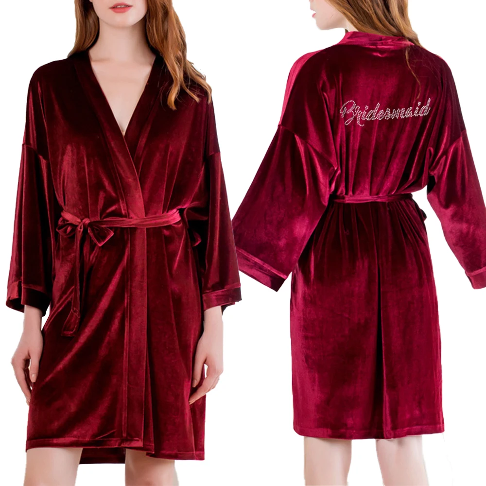 Winter Women Bathrobe Gold Velvet Letter Print Warm Kimono Bath Robes Sleepwear Sexy Bridesmaid Red Bathrobe bademantel D30
Winter Women Bathrobe Gold Velvet Letter Print Warm Kimono Bath Robes Sleepwear Sexy Bridesmaid Red Bathrobe bademantel D30