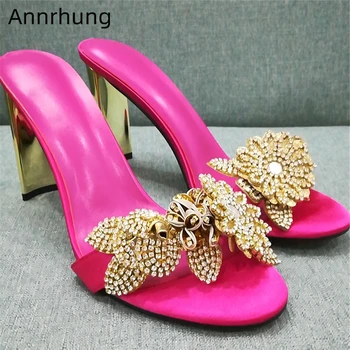 Jeweled Crystal Flower Decor Lazyman Mules Novelty Gold Metal Strange Heel Luxury Satin Open Toes Rhinestone Women Slippers
Jeweled Crystal Flower Decor Lazyman Mules Novelty Gold Metal Strange Heel Luxury Satin Open Toes Rhinestone Women Slippers
