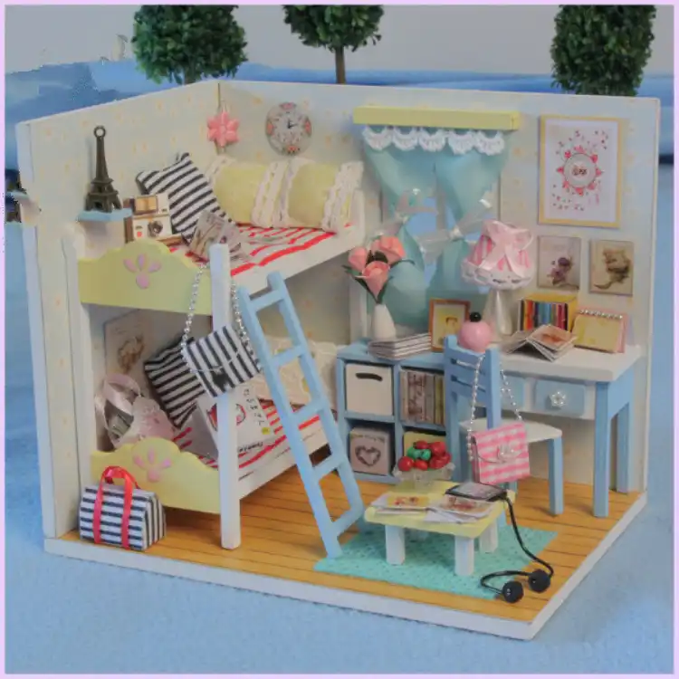 a picture of the lol doll house