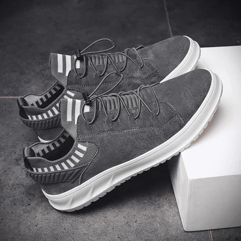 Classic casual rubber shoes men's set foot 2019 fashion sneakers for autumn new leather genuine luxury brand designer Flat shoes
Classic casual rubber shoes men's set foot 2019 fashion sneakers for autumn new leather genuine luxury brand designer Flat shoes