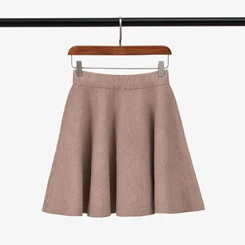Fashion Solid Color Knitted Pleated Skirt Ladies A-line Skirts Spring Summer High Waist Umbrella Falda 2020 New
Fashion Solid Color Knitted Pleated Skirt Ladies A-line Skirts Spring Summer High Waist Umbrella Falda 2020 New