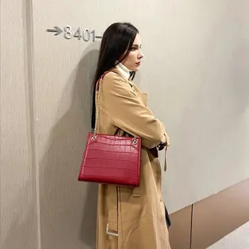 2020 New Small Square Bag Fashion Shoulder Bag Chain Female Bag Designer Ladies Handbags
2020 New Small Square Bag Fashion Shoulder Bag Chain Female Bag Designer Ladies Handbags