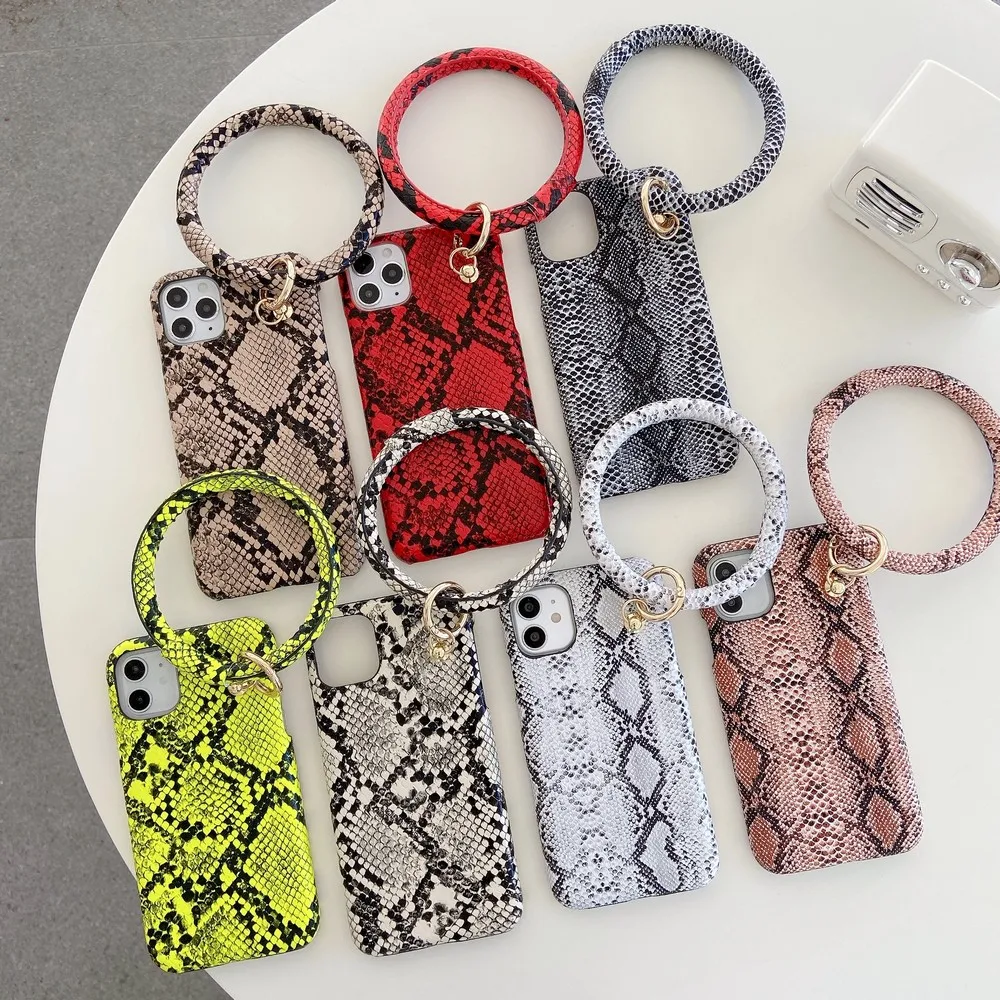 Classic snakeskin bracelet case forApple 7 8 7plus 8plus x XR XS Max 11 11pro Max Waterproof and dustproof mobile phone shell
Classic snakeskin bracelet case forApple 7 8 7plus 8plus x XR XS Max 11 11pro Max Waterproof and dustproof mobile phone shell