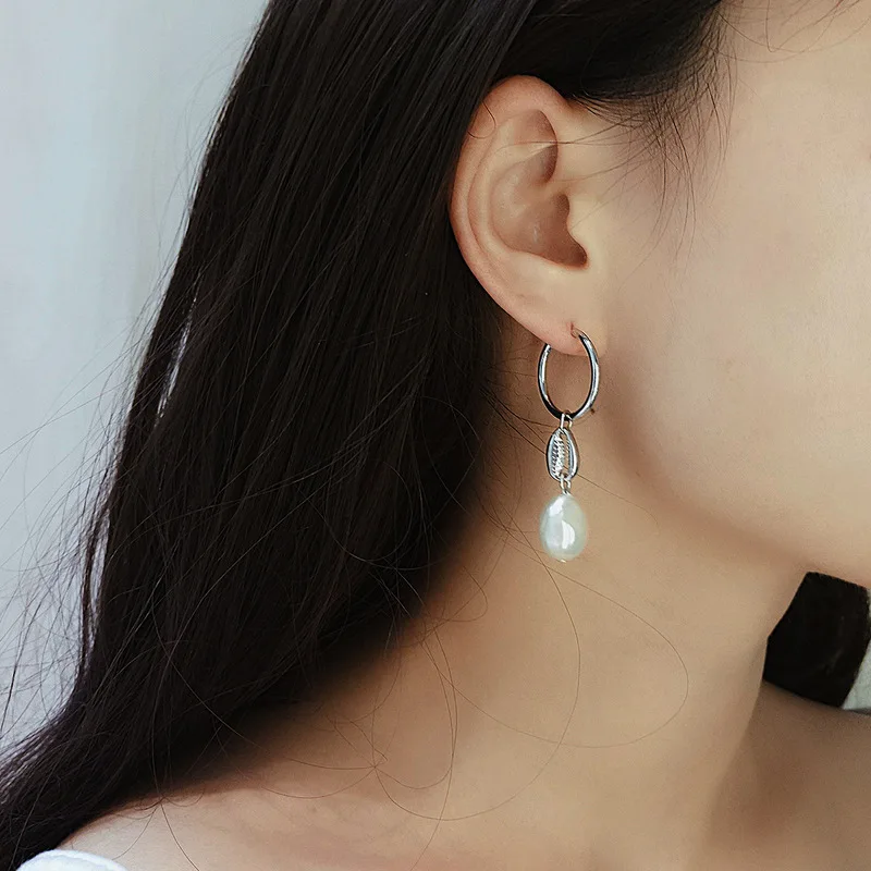 Bohemia Ethnic Irregular Pearl Shell Earrings for Women Silver Color Alloy Simulated Pearl Circle Long Drop Dangle Earrings Gift
Bohemia Ethnic Irregular Pearl Shell Earrings for Women Silver Color Alloy Simulated Pearl Circle Long Drop Dangle Earrings Gift