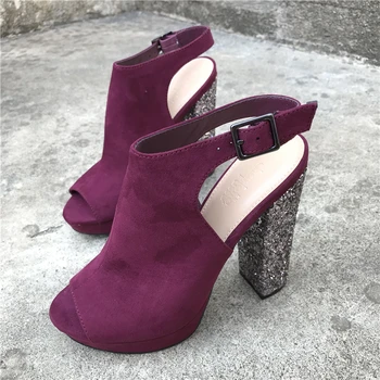 Europe and the United States new large size women's shoes sexy platform high heel fashion sequin thick heel word buckle fish mou
Europe and the United States new large size women's shoes sexy platform high heel fashion sequin thick heel word buckle fish mou