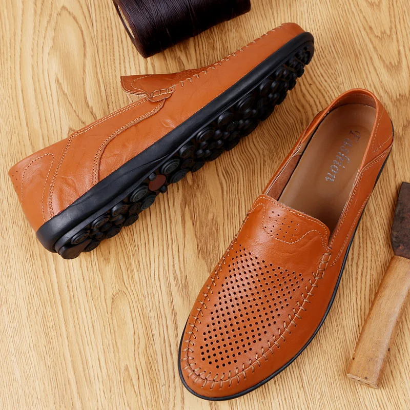 2020 Summer Genuine Leather Men Casual Shoes Luxury Brand Men Loafers Moccasins Breathable Slip on Driving Shoes Plus Size 47
2020 Summer Genuine Leather Men Casual Shoes Luxury Brand Men Loafers Moccasins Breathable Slip on Driving Shoes Plus Size 47