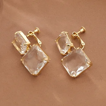 Fashion Korean New Style Luxury Elegant Shiny Square Crystal Stud Earrings Clip Earrings For Non Pierced Female Party Jewelry
Fashion Korean New Style Luxury Elegant Shiny Square Crystal Stud Earrings Clip Earrings For Non Pierced Female Party Jewelry