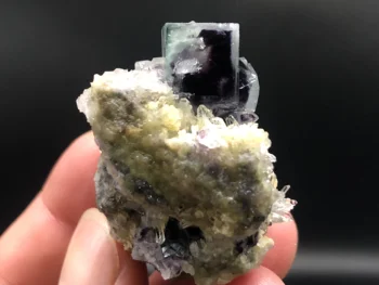 46.6gNatural dark purple fluorite, crystal mineral specimen
46.6gNatural dark purple fluorite, crystal mineral specimen