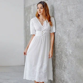 Solid White Floral Embroidery Midi Dress Summer Short Sleeve V Neck Sexy Vintage Vestidos Beach Boho Casual 2020 Women Dresses
Solid White Floral Embroidery Midi Dress Summer Short Sleeve V Neck Sexy Vintage Vestidos Beach Boho Casual 2020 Women Dresses