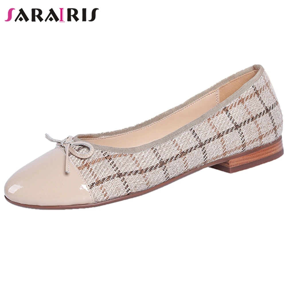 SARAIRIS Fashion Patent Leather Ballet Flats Casual Low Heel Flats Women 2020 Spring Trendy Brand Patchwork Shoes Woman
SARAIRIS Fashion Patent Leather Ballet Flats Casual Low Heel Flats Women 2020 Spring Trendy Brand Patchwork Shoes Woman