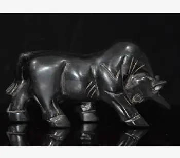 Hongshan culture archaize black iron meteorite sculpture cow statue
Hongshan culture archaize black iron meteorite sculpture cow statue