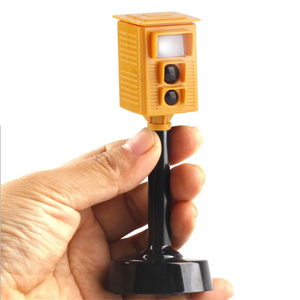 Simulated Violating Camera Arrangements Early Education on Violating Camera Arrangement of Public Traffic Signal Lamp 11.5x4.5cm
Simulated Violating Camera Arrangements Early Education on Violating Camera Arrangement of Public Traffic Signal Lamp 11.5x4.5cm
