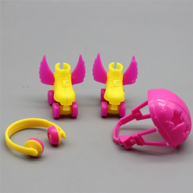 New 4PCS/Set Decorative Roller Skate Fancy Doll Shoes headset helmet For Barbie Kids Girls Toy Roller Play Girls Gifts
New 4PCS/Set Decorative Roller Skate Fancy Doll Shoes headset helmet For Barbie Kids Girls Toy Roller Play Girls Gifts
