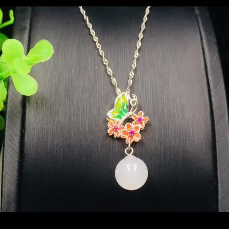 Natural Hetian Jade Carved Flowers Falling Pendant Jewelry 925 Sterling Silver Necklace Pendant Fine Jewelry 
Natural Hetian Jade Carved Flowers Falling Pendant Jewelry 925 Sterling Silver Necklace Pendant Fine Jewelry
