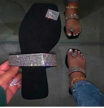 Women Sandals Bling Flat Sandals 2020 Summer Shoes Woman Flip Flop Plus Size 43 Beach Shoes Sandalias Mujer Sandals Without Heel
Women Sandals Bling Flat Sandals 2020 Summer Shoes Woman Flip Flop Plus Size 43 Beach Shoes Sandalias Mujer Sandals Without Heel