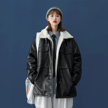 2020 new winter PU leather thick and warm short black lamb wool lamb wool loose women's casual lace coat Zipper Mandarin Collar
2020 new winter PU leather thick and warm short black lamb wool lamb wool loose women's casual lace coat Zipper Mandarin Collar