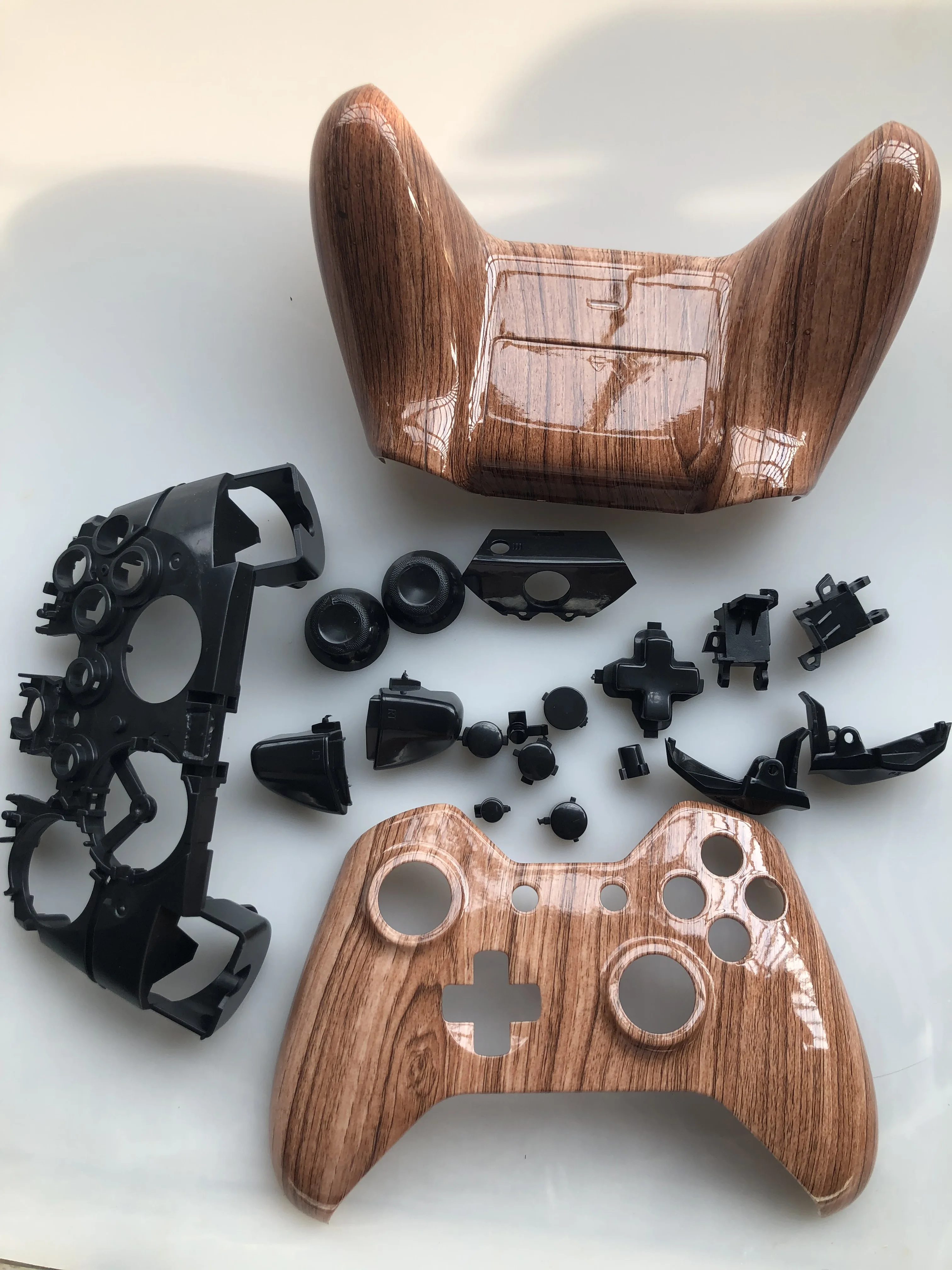 For Xbox one Controller Not for 3.5MM Hydro Dipped Wood Grain Patterned Replacement Full Housing Shell Case Buttons Repair Parts
For Xbox one Controller Not for 3.5MM Hydro Dipped Wood Grain Patterned Replacement Full Housing Shell Case Buttons Repair Parts