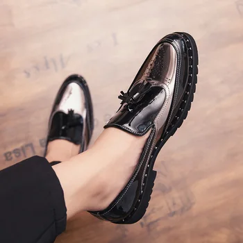 Hairstyle Teacher's Cloth Locke Spelling Color Male Shoe Man Shoes Shoes Four Seasons Hong Kong Style Cock Wire Leisure Time
Hairstyle Teacher's Cloth Locke Spelling Color Male Shoe Man Shoes Shoes Four Seasons Hong Kong Style Cock Wire Leisure Time