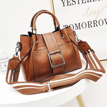 Vintage Leather Shoulder Bag Luxury Women's Handbags Rivet Crossbody Bags for Women 2020 Fashion Purses and Handbags Designer
Vintage Leather Shoulder Bag Luxury Women's Handbags Rivet Crossbody Bags for Women 2020 Fashion Purses and Handbags Designer
