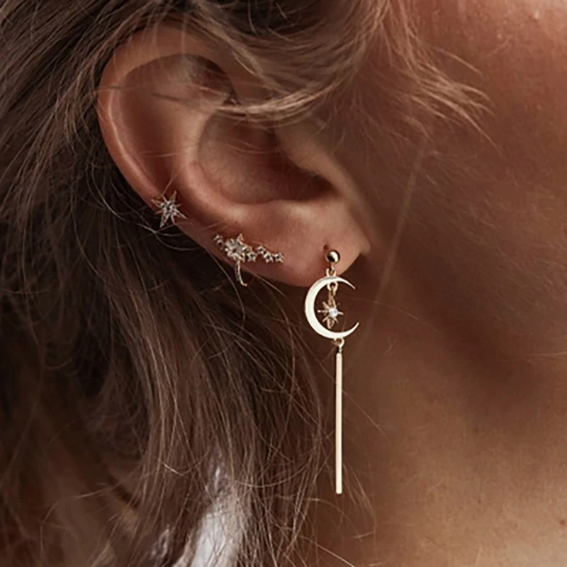 Fashion Stud Earrings Gold Color Star Moon Geometric Style Transparent Rhinestone Romantic Earrings For Women 1 Set
Fashion Stud Earrings Gold Color Star Moon Geometric Style Transparent Rhinestone Romantic Earrings For Women 1 Set