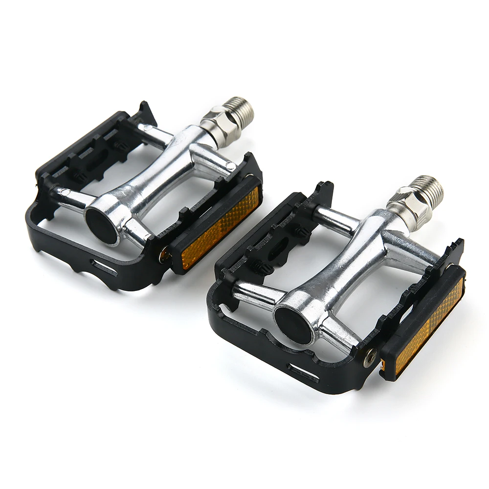 High Quality Bicycle Pedal Bike Lightweight Bearing Pedals With Reflective Plate 83*80*20mm Cycling Accessories
High Quality Bicycle Pedal Bike Lightweight Bearing Pedals With Reflective Plate 83*80*20mm Cycling Accessories