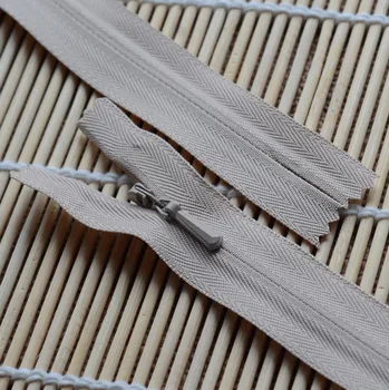 ykk nylon zipper stealth held deep cream-colored 15- 60cm 3# stealth silent silent zipper zipper dress skirt
ykk nylon zipper stealth held deep cream-colored 15- 60cm 3# stealth silent silent zipper zipper dress skirt