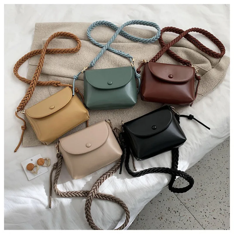 Фото Casual Retro Women Shoulder Bags Designer Brand Chic Strap Female Handbags Luxury Pu Leather Crossbody Messenger Bag Large Purse | Багаж и