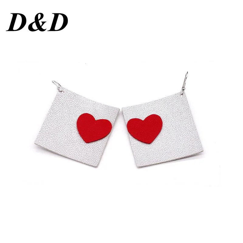 D&D Fashion Heart Leather Print Drop Earrings For Women Vintage Love Heart Leather Dangle Earring Punk Jewelry
D&D Fashion Heart Leather Print Drop Earrings For Women Vintage Love Heart Leather Dangle Earring Punk Jewelry