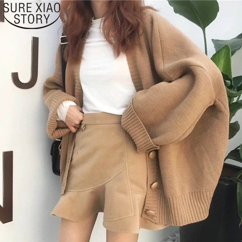 Spring and Autumn 2019 New Fashion Knitted Women Sweater Long Sleeve Loose Casual Cardigan Button Solid Women Clothing 5297 50
Spring and Autumn 2019 New Fashion Knitted Women Sweater Long Sleeve Loose Casual Cardigan Button Solid Women Clothing 5297 50