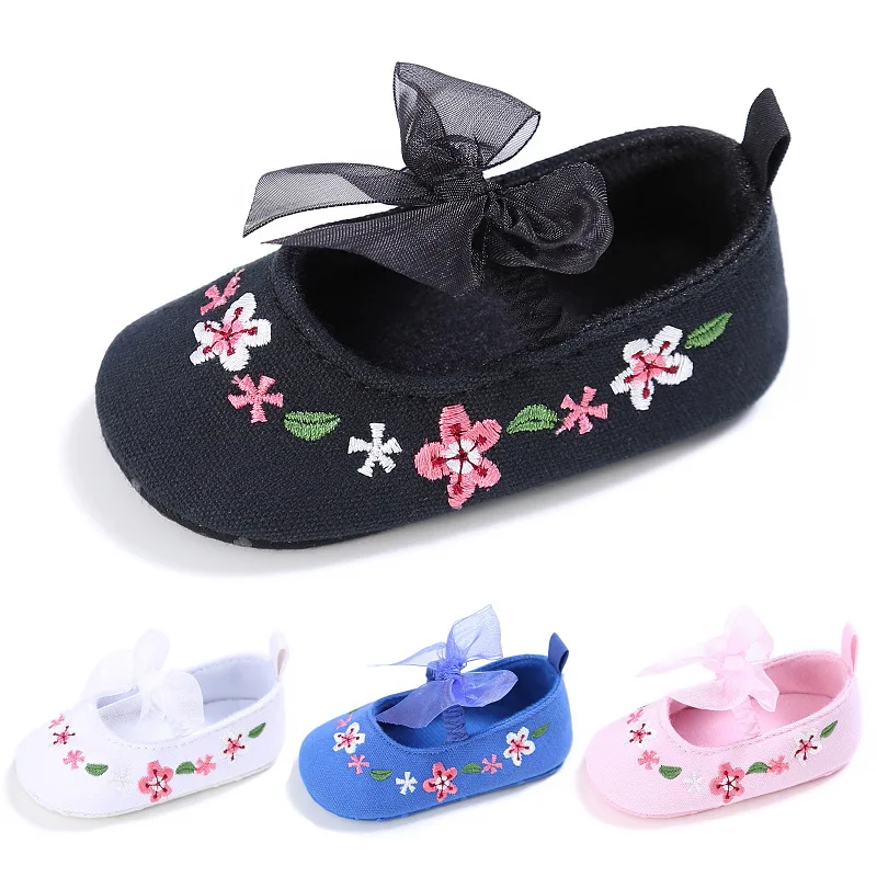 Baby Girls Soft Canvas Polka Lace Bowknot Shoes New Toddler Newborn Elastic Princess Anti-Slip Shoes First Walkers 
Baby Girls Soft Canvas Polka Lace Bowknot Shoes New Toddler Newborn Elastic Princess Anti-Slip Shoes First Walkers