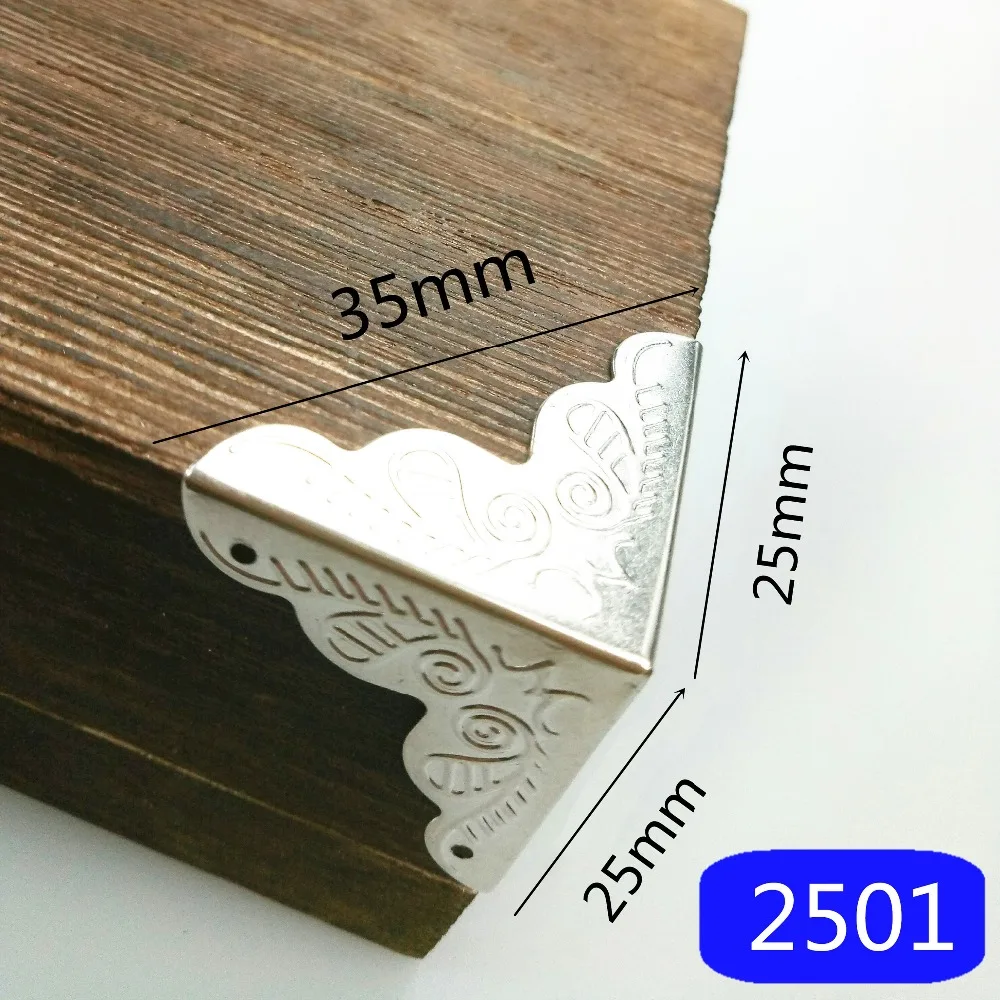 2501铁皮三角包边-木盒情境图